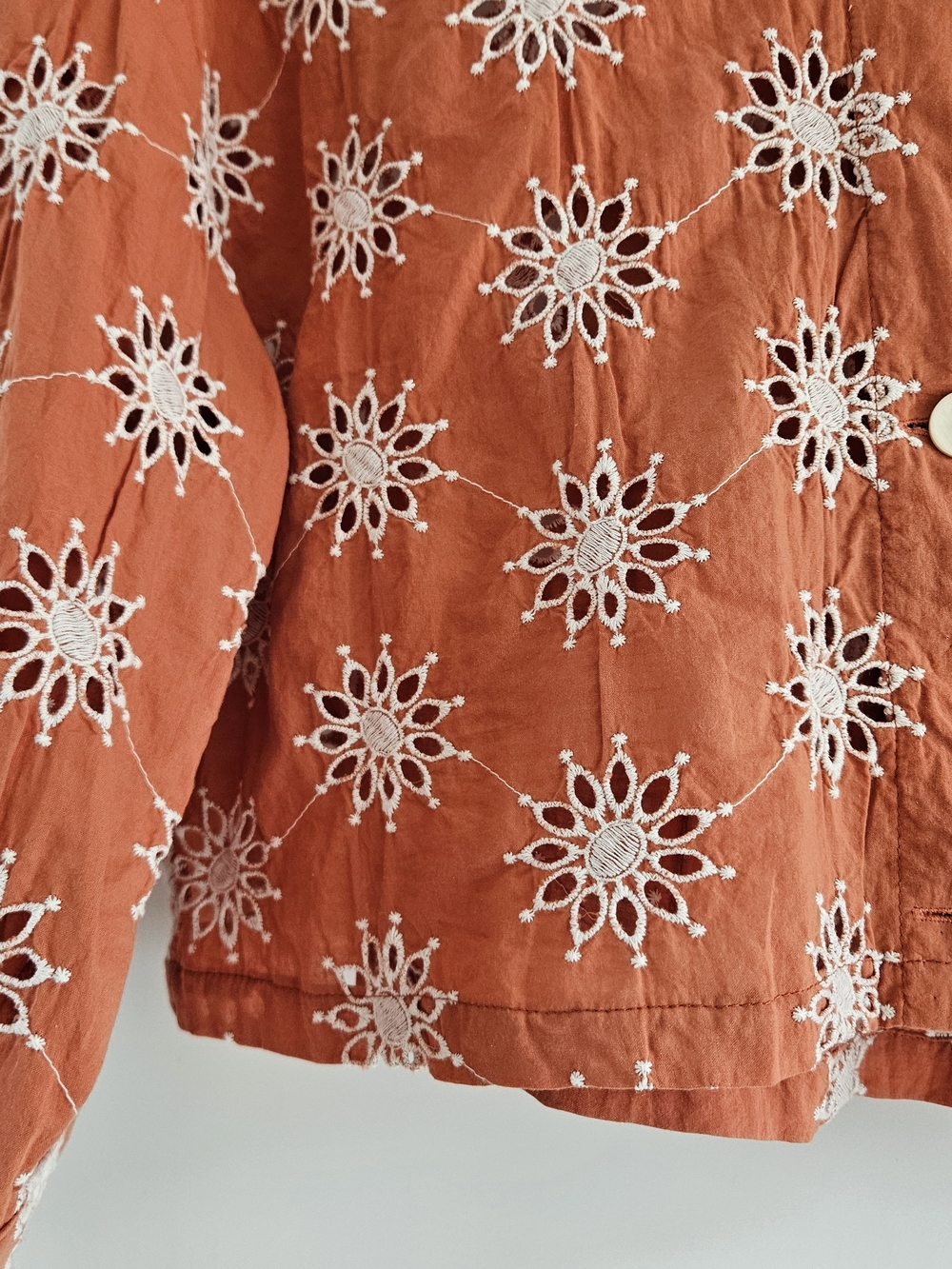 THEKorner Rust Orange Eyelet Embroidered Cropped Button Up Blouse Size S Boho - Picture 2 of 4